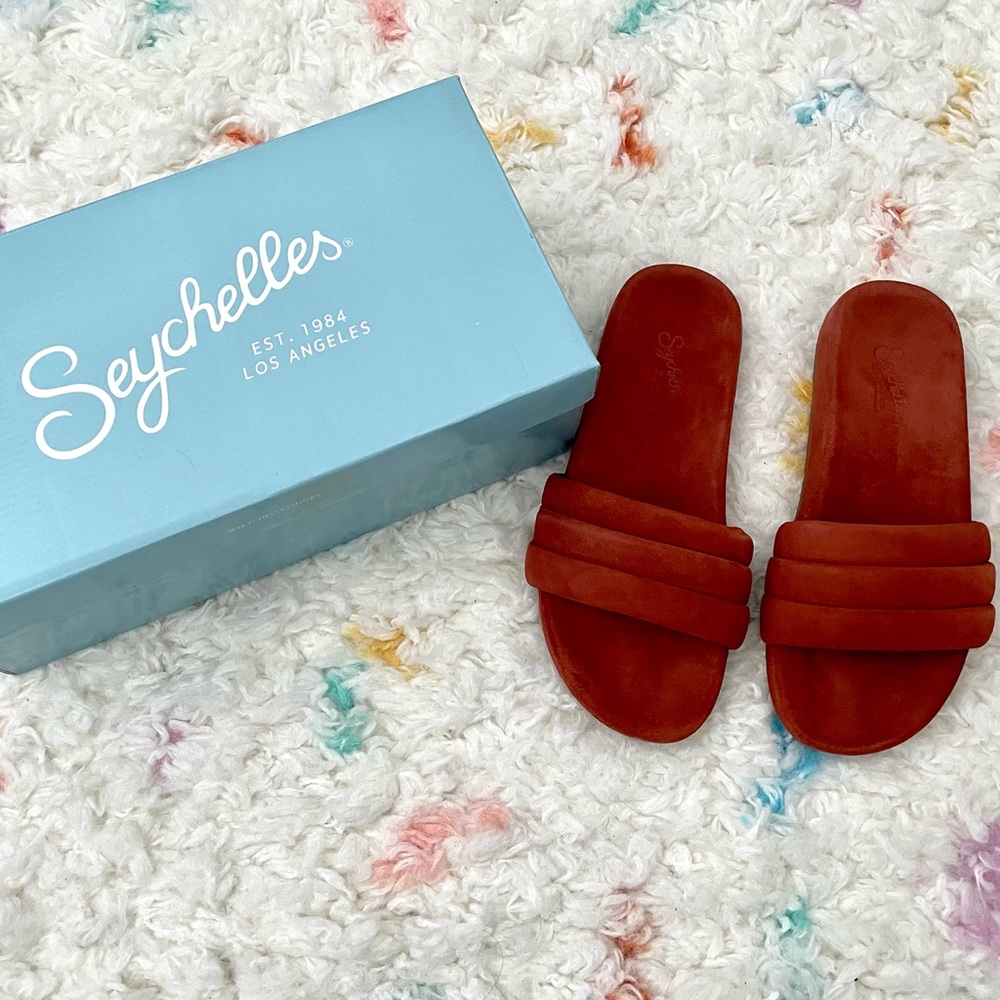 Seychelles suede low key slide in terracotta